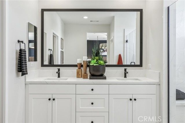 11714 Arkansas Street A, Artesia, CA 90701