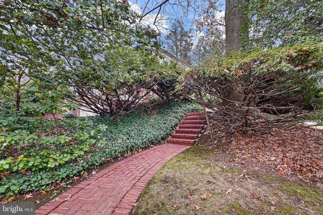 5 BLUE ROCK RD, Wilmington, DE 19809