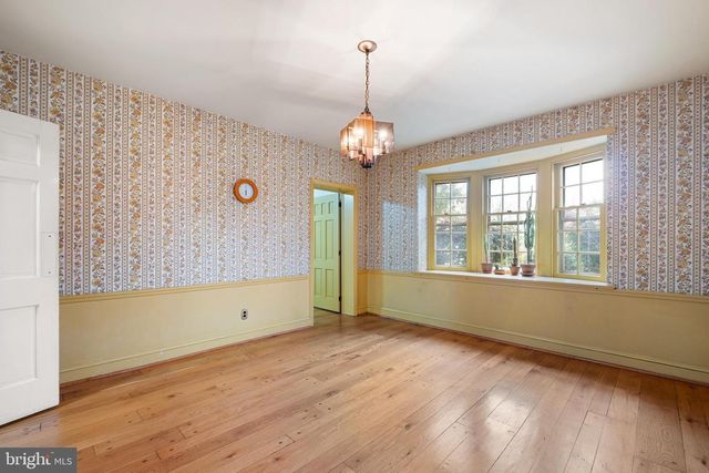 5 BLUE ROCK RD, Wilmington, DE 19809