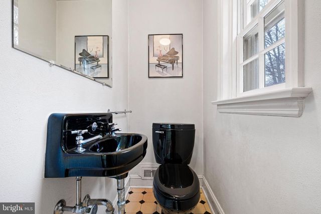 5 BLUE ROCK RD, Wilmington, DE 19809