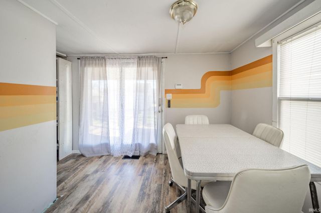 2313 Cherrywood Avenue, New Castle, IN 47362