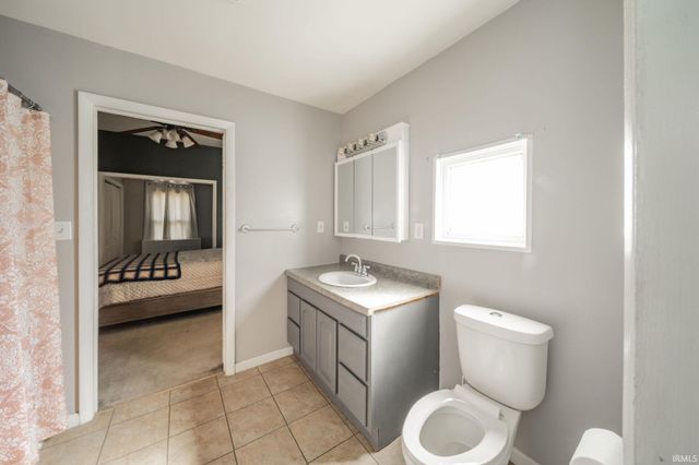 2313 Cherrywood Avenue, New Castle, IN 47362