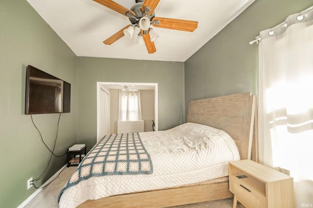 2313 Cherrywood Avenue, New Castle, IN 47362