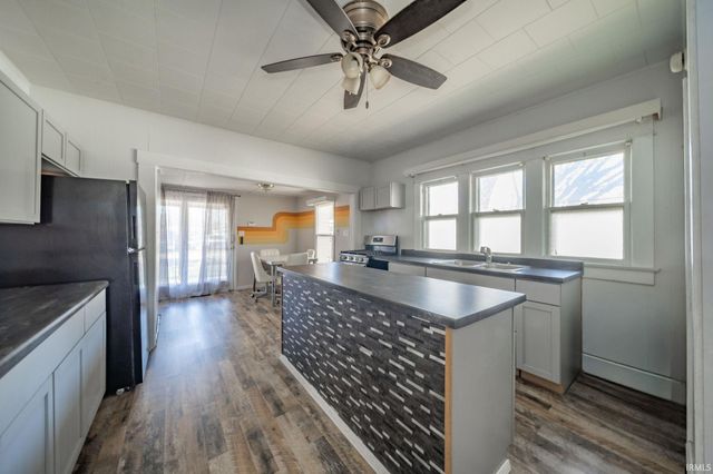 2313 Cherrywood Avenue, New Castle, IN 47362