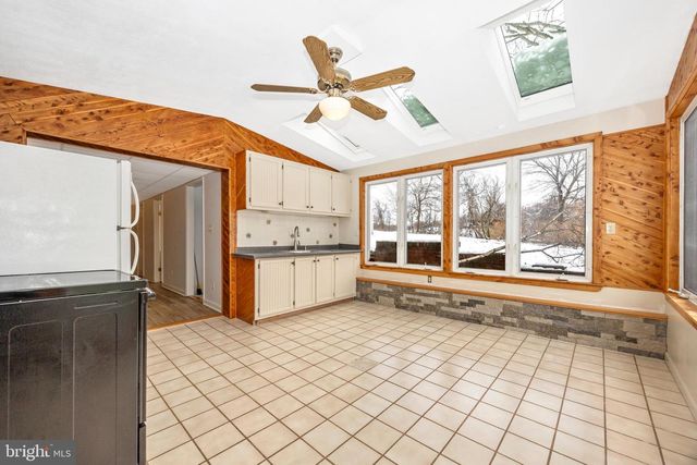 11511 CRICKENBERGER RD, New Market, MD 21774