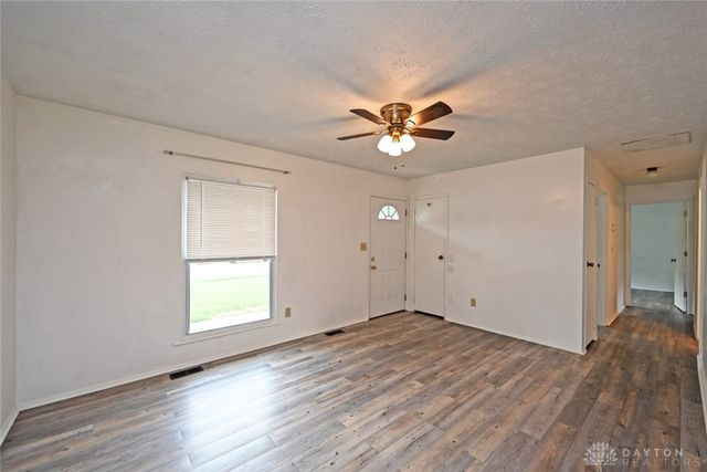 16 Harding Court, Franklin, OH 45005