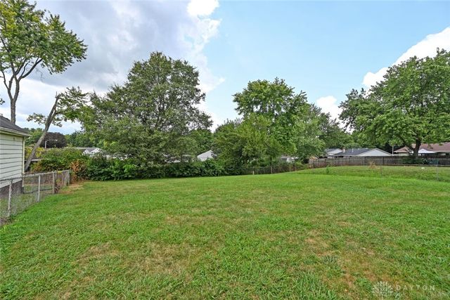 16 Harding Court, Franklin, OH 45005