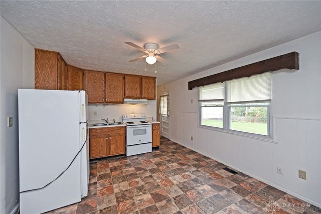 16 Harding Court, Franklin, OH 45005