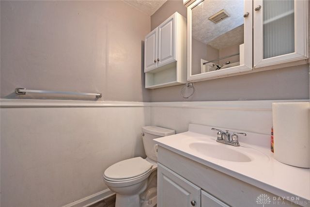 16 Harding Court, Franklin, OH 45005