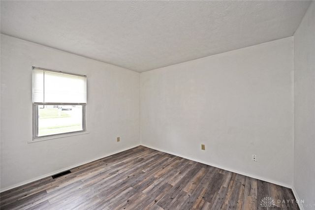 16 Harding Court, Franklin, OH 45005