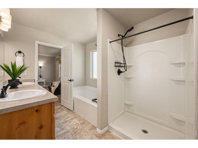 4693 Mountain Sky Ct, Johnstown, CO 80534