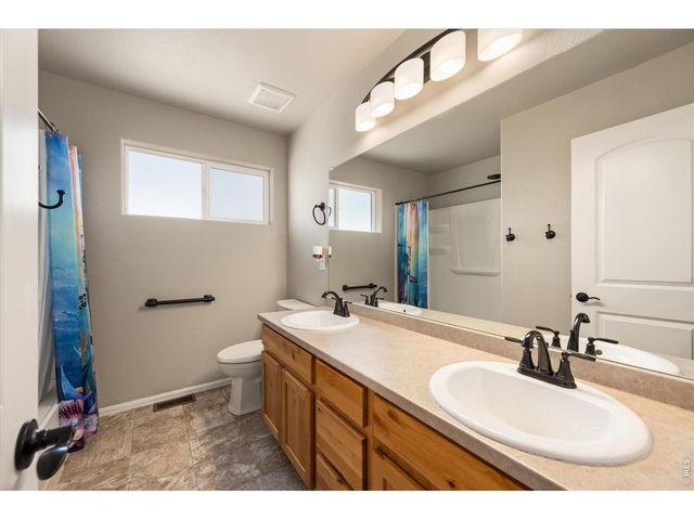 4693 Mountain Sky Ct, Johnstown, CO 80534