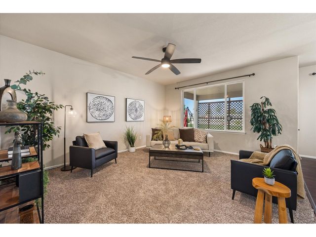 4693 Mountain Sky Ct, Johnstown, CO 80534
