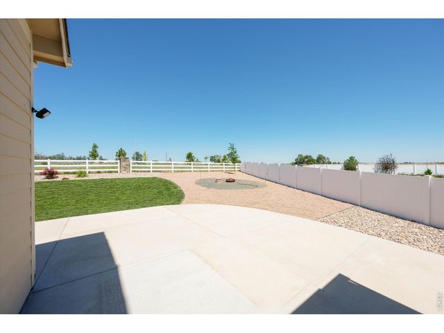 4693 Mountain Sky Ct, Johnstown, CO 80534