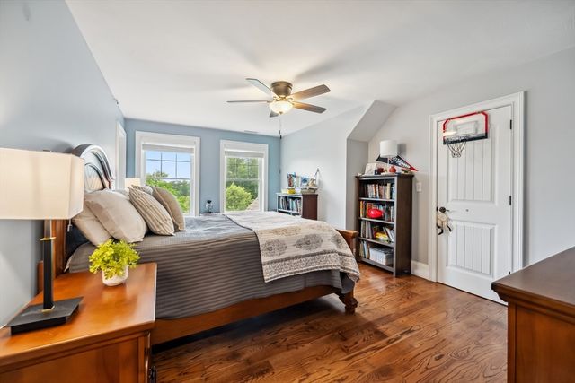 32 Burnham, Windham, NH 03087