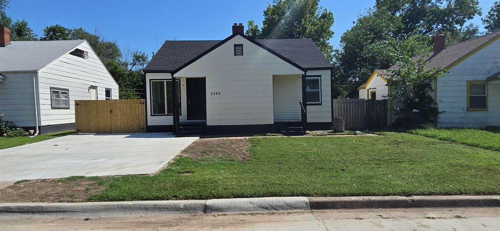 2503 E Mossman, Wichita, KS 67214
