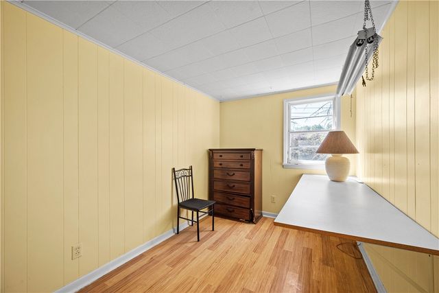 1276 Willowbrook Road, Rostraver, PA 15012