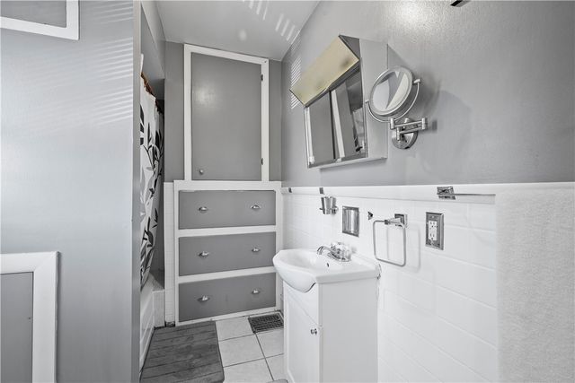 1276 Willowbrook Road, Rostraver, PA 15012