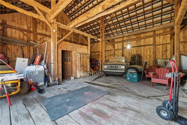 1276 Willowbrook Road, Rostraver, PA 15012