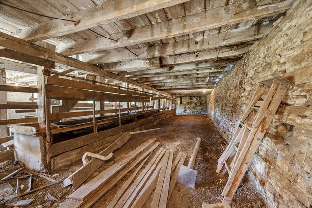 1276 Willowbrook Road, Rostraver, PA 15012