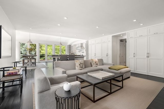 1014 Boylston Street, Brookline, MA 02467