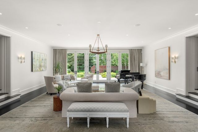 1014 Boylston Street, Brookline, MA 02467