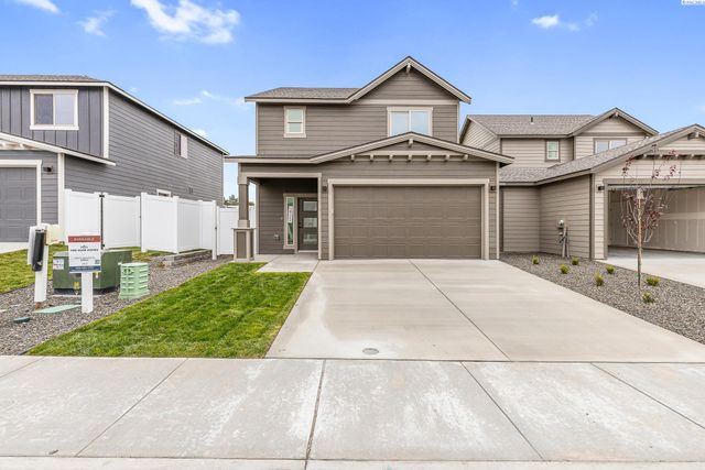 7479 Grapevine Ct, West Richland, WA 99353