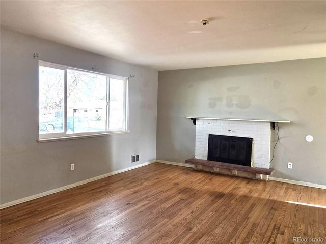 8701 Oakwood St, Westminster, CO 80031