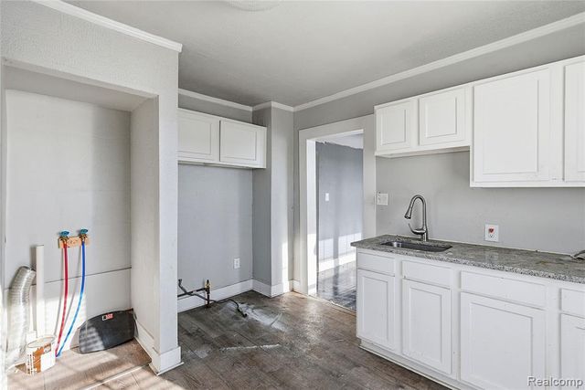 14819 Wildemere Street, Detroit, MI 48238