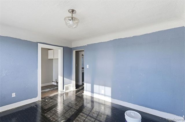 14819 Wildemere Street, Detroit, MI 48238