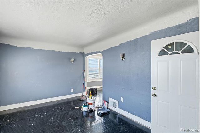 14819 Wildemere Street, Detroit, MI 48238