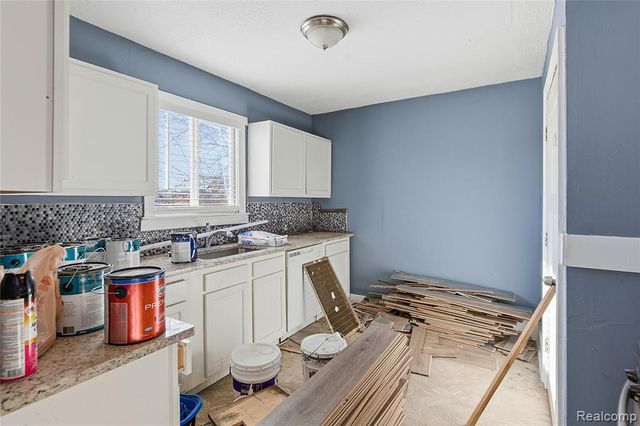 14819 Wildemere Street, Detroit, MI 48238