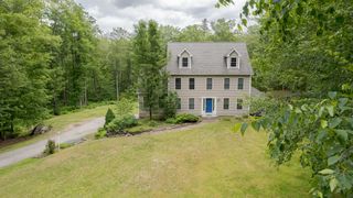 17 Stanley Pond Drive, Rochester, NH 03839