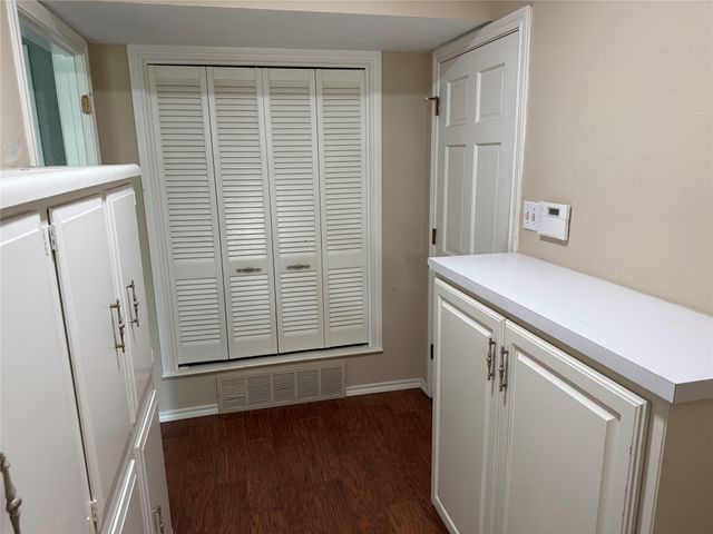 1816 Woodridge Drive, Arlington, TX 76013
