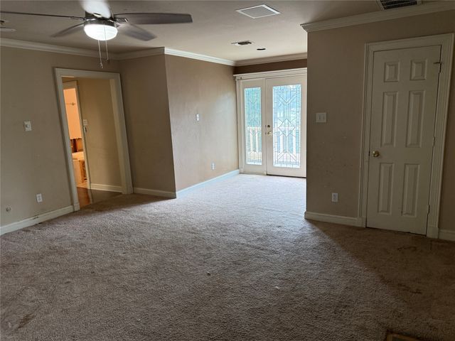 1816 Woodridge Drive, Arlington, TX 76013