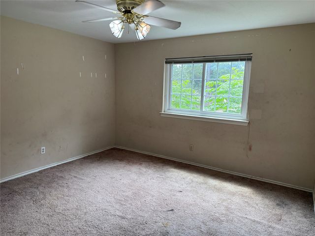 1816 Woodridge Drive, Arlington, TX 76013