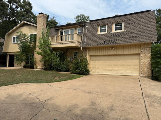 1816 Woodridge Drive, Arlington, TX 76013
