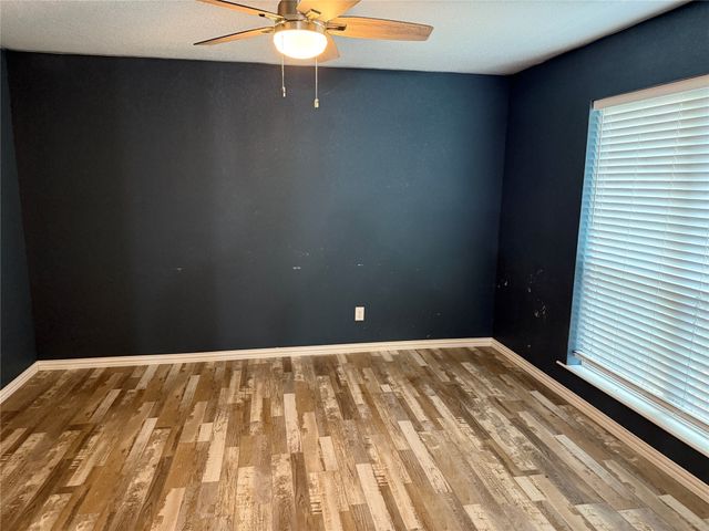 1816 Woodridge Drive, Arlington, TX 76013