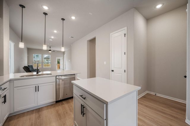 381 Darley Oak DR, Dripping Springs, TX 78620