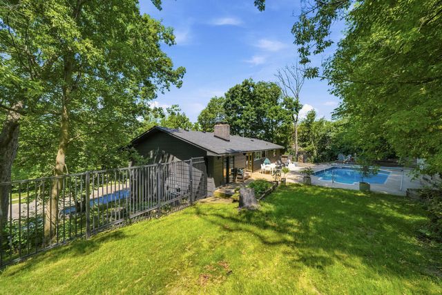 138 Chaparral Drive, Apple Valley, MN 55124