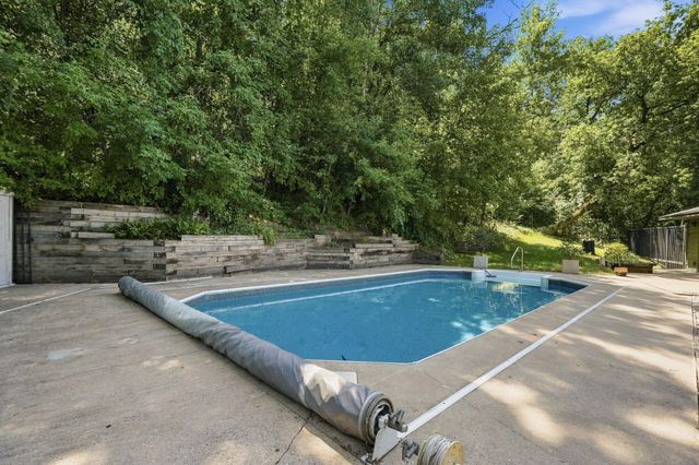 138 Chaparral Drive, Apple Valley, MN 55124