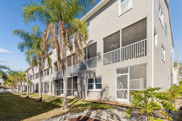 1117 PINELLAS BAYWAY S 301, St Petersburg, FL 33715