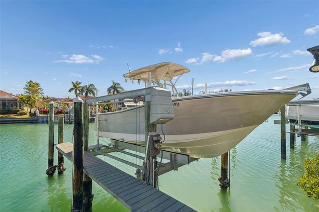 1117 PINELLAS BAYWAY S 301, St Petersburg, FL 33715