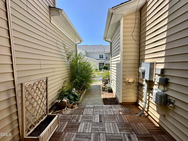 513 Dragby Lane, Raleigh, NC 27603