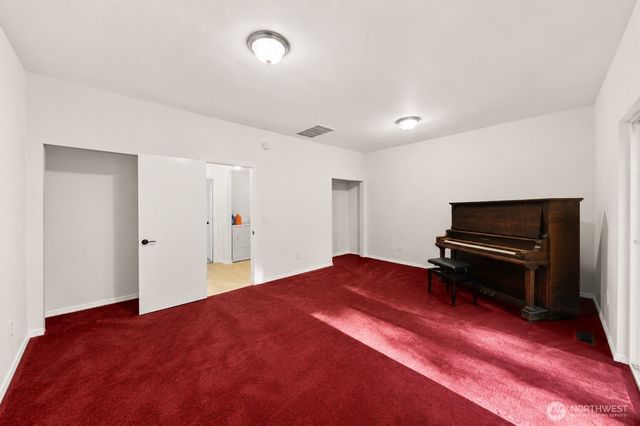 31528 W Lake Ketchum Road, Stanwood, WA 98292