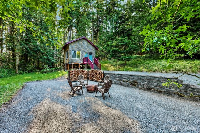 31528 W Lake Ketchum Road, Stanwood, WA 98292