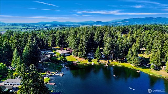 31528 W Lake Ketchum Road, Stanwood, WA 98292