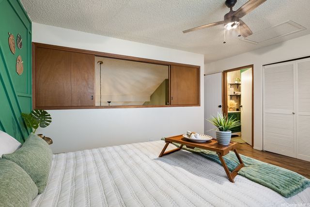 98-1369 Koaheahe Place 989, Pearl City, HI 96782