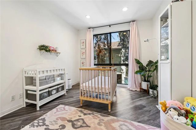 12000 Goshen Avenue 203, Los Angeles, CA 90049