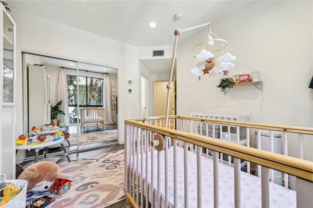 12000 Goshen Avenue 203, Los Angeles, CA 90049